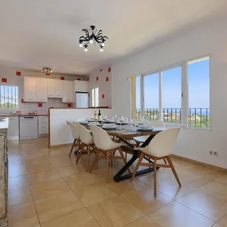 Vila La Perla With Seaview & Large Pool Calpe