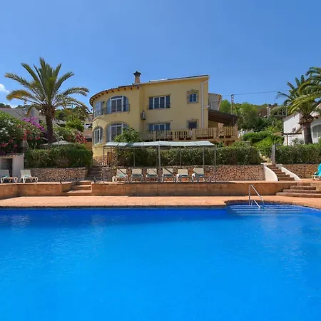 La Perla With Seaview & Large Pool Villa